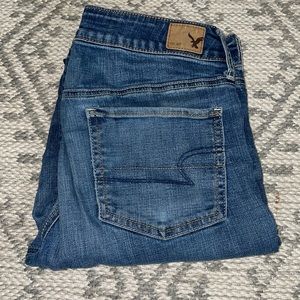 American Eagle size 8 long straight leg jeans